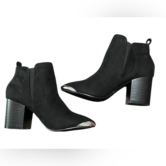 ‼️Last chance to buy b4 going in a yardsale‼️Charlotte Russe ankle boots - Picture 3 of 8